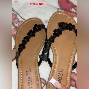 rue 21 sandals
